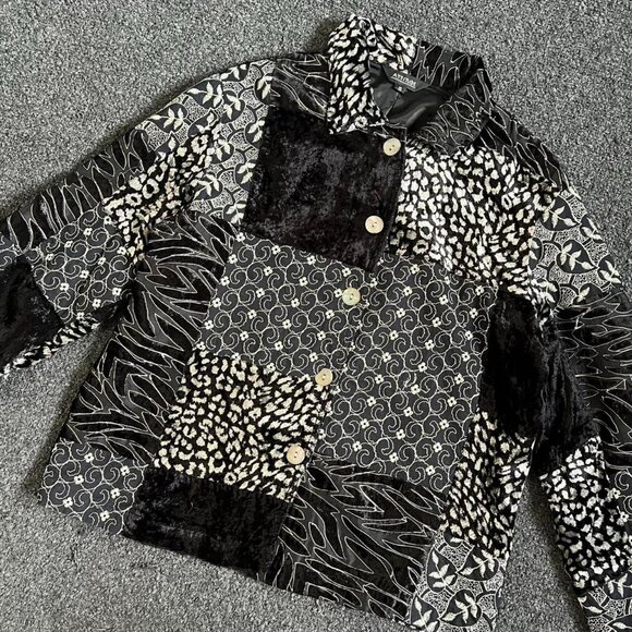 Funky Whimsygoth Vintage Velvet Embroidered Fabric Patchwork Light Jacket - Picture 4 of 7